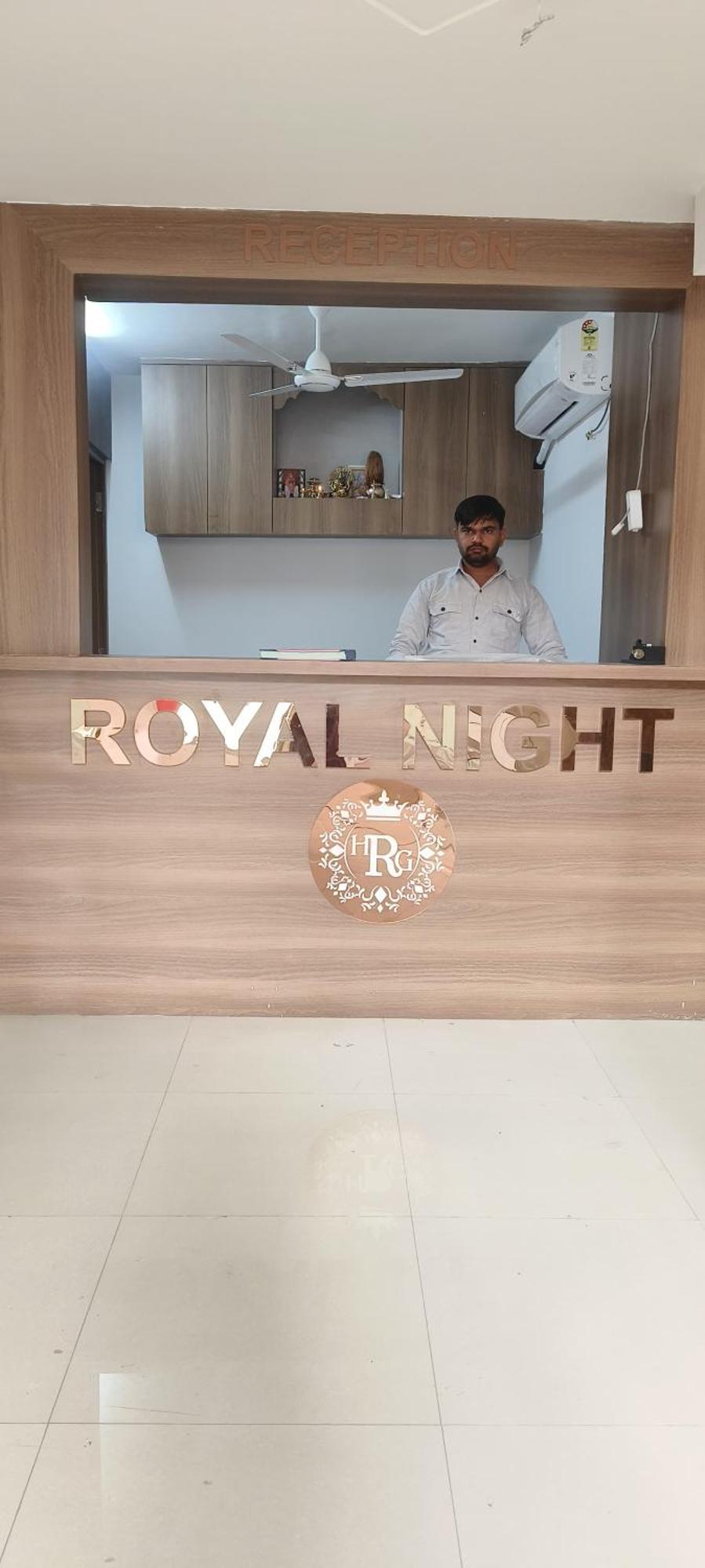 Hotel Royal Night 达曼 外观 照片